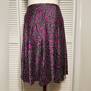 Dana Buchman Woman 100% Silk Skirt Fit & Flare Purple Black Print Godets Size 18